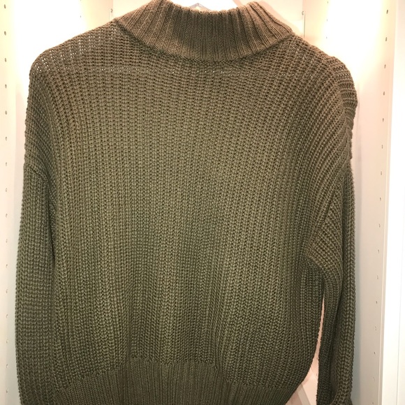 Wool turtleneck - Picture 1 of 2